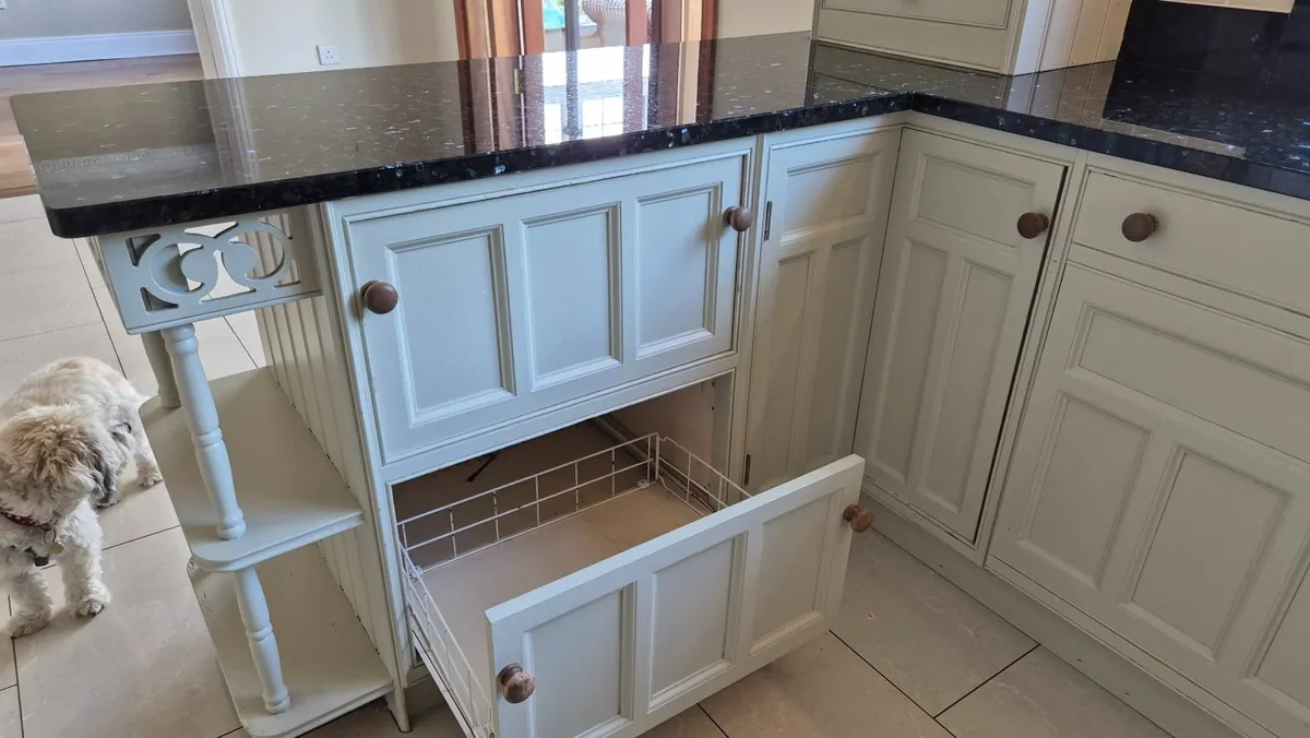 Kitchen Units with Granite Tops - Image 4