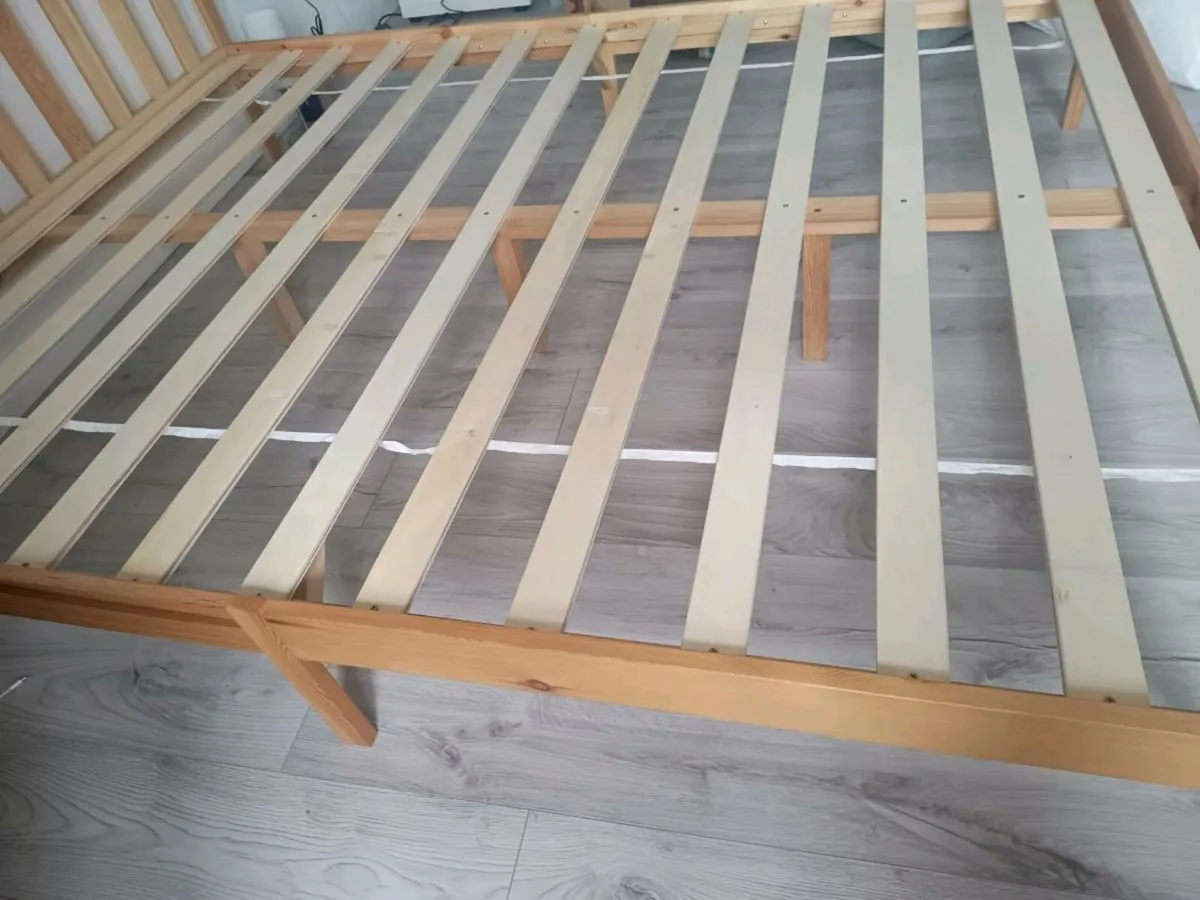 Wooden bed frame - Image 3
