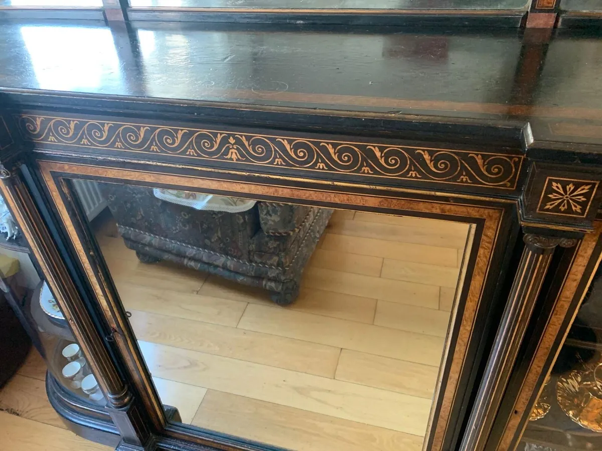 Antique Chinese sideboard with mirror - Image 3