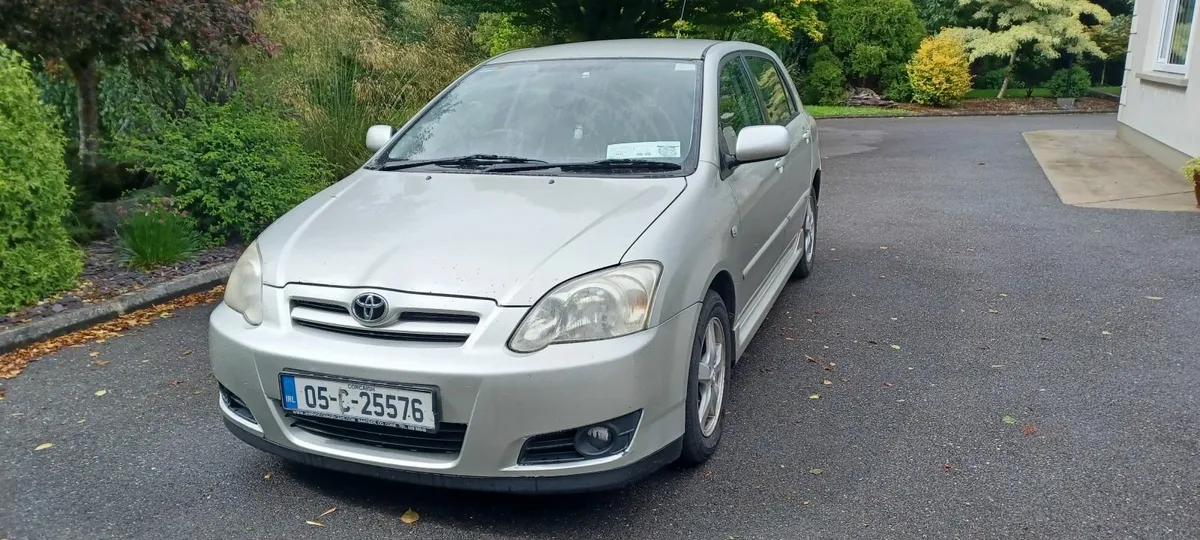 Toyota Corolla 2005 - Image 1