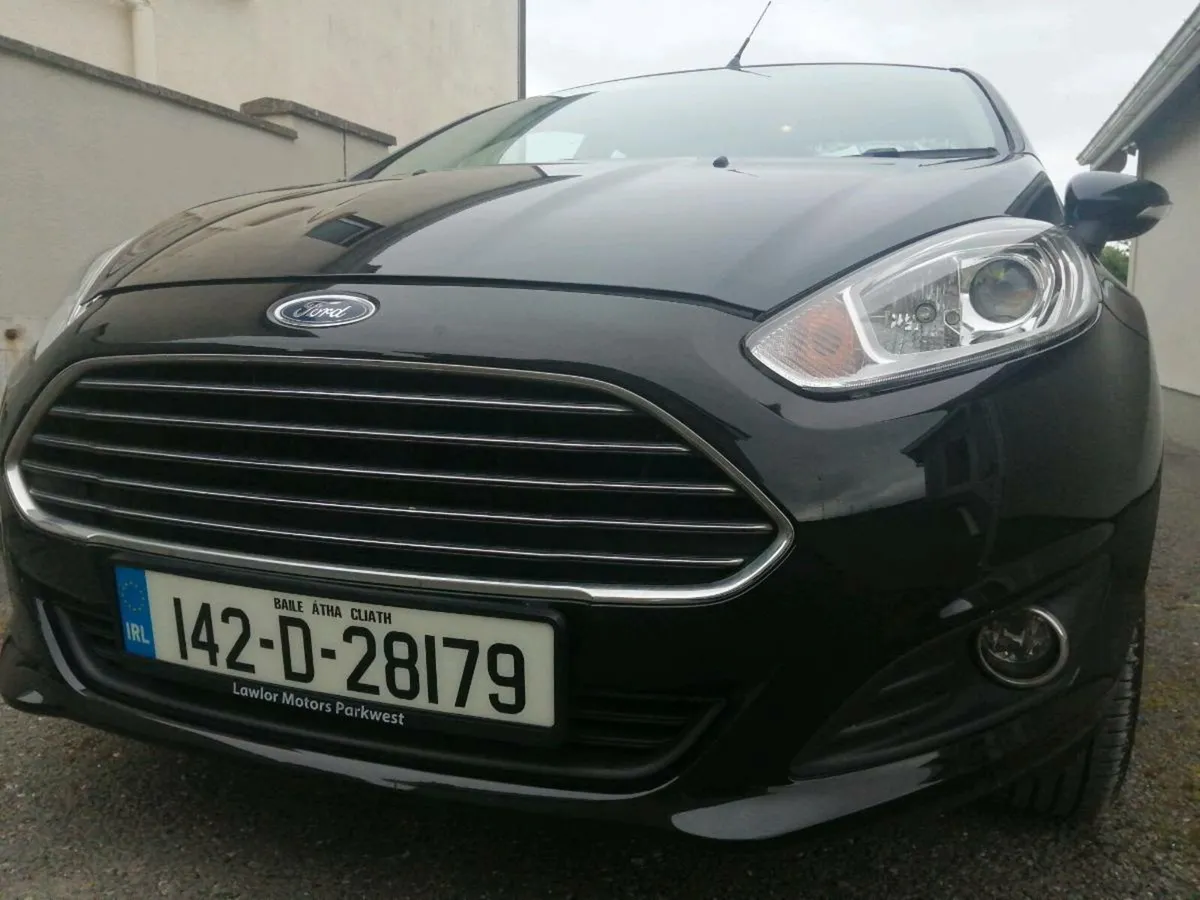 Ford Fiesta 1.0 Zetec Ecoboost - Image 2