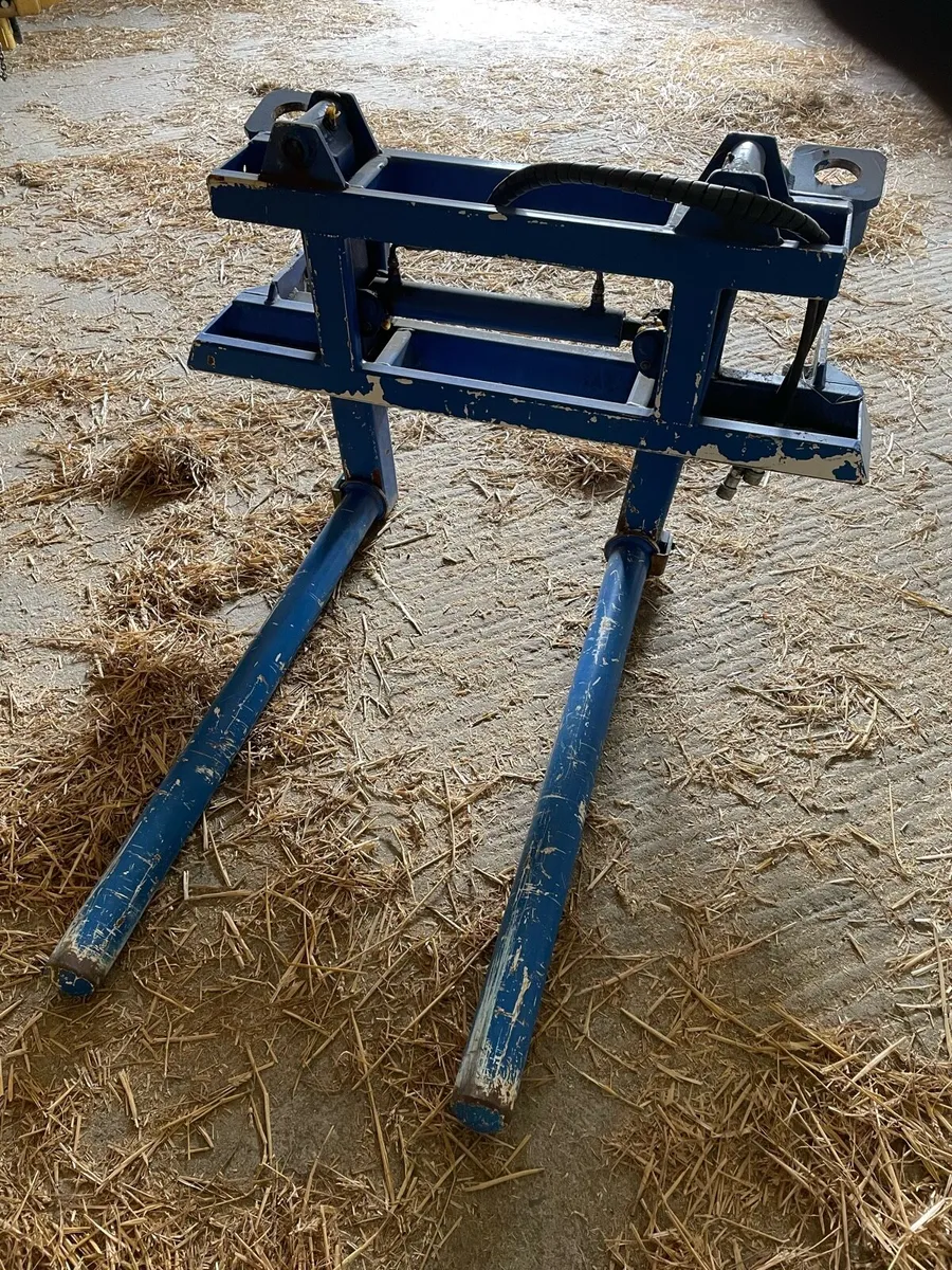 Bale Handler / Agitator - Image 1