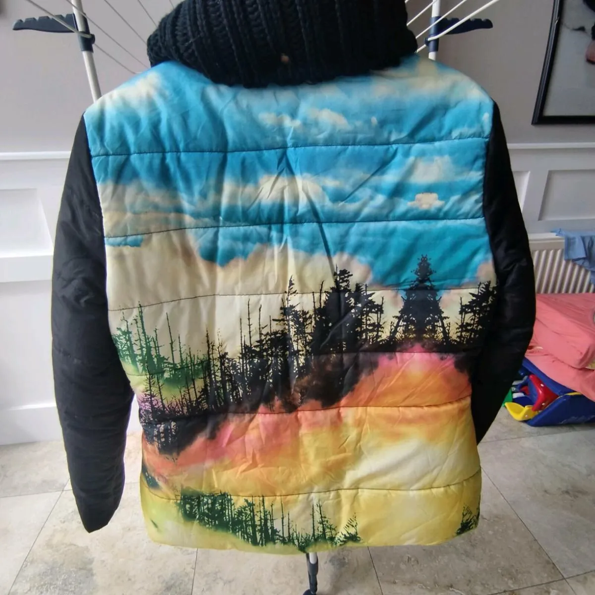 Clothes - Image 4