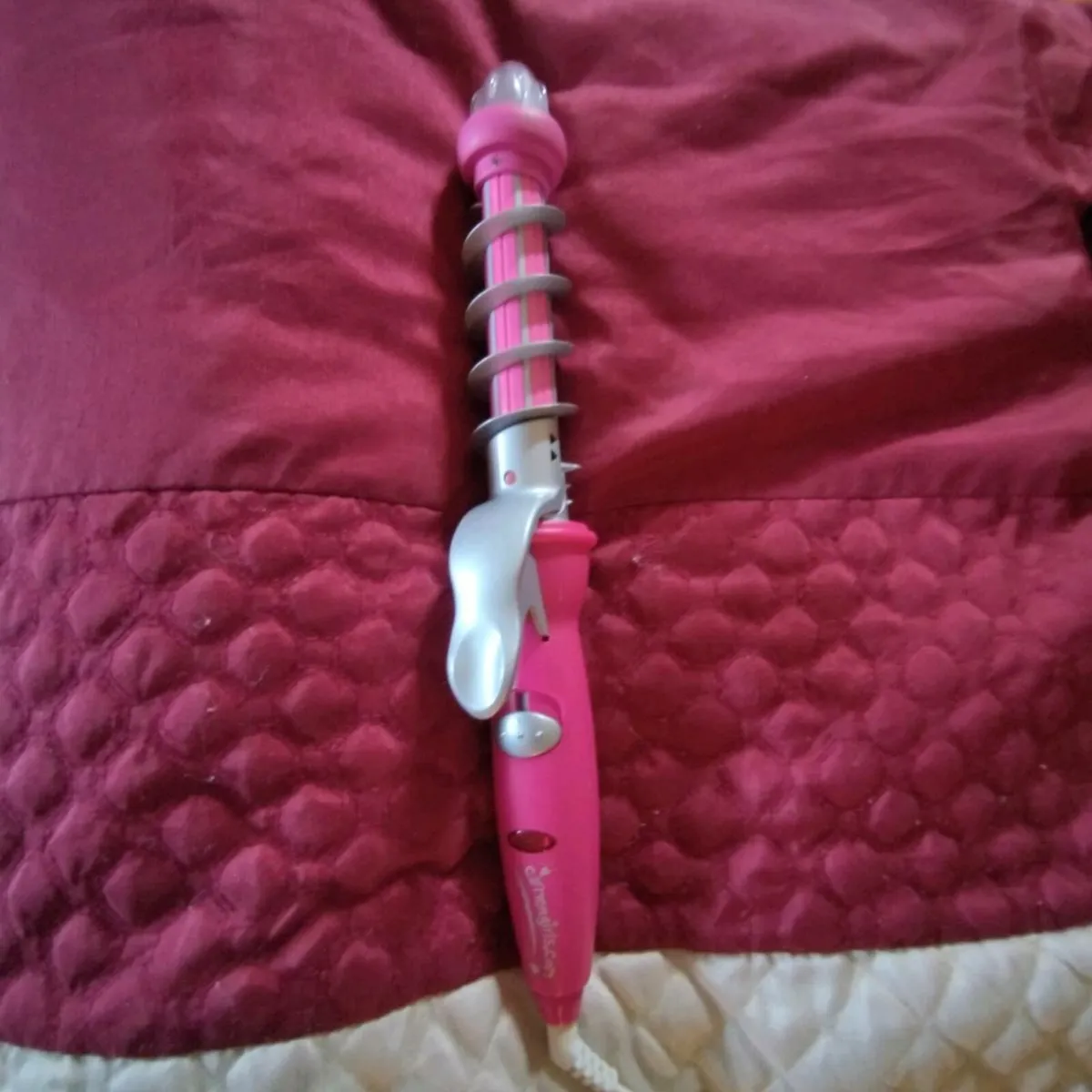 Curler - Image 1