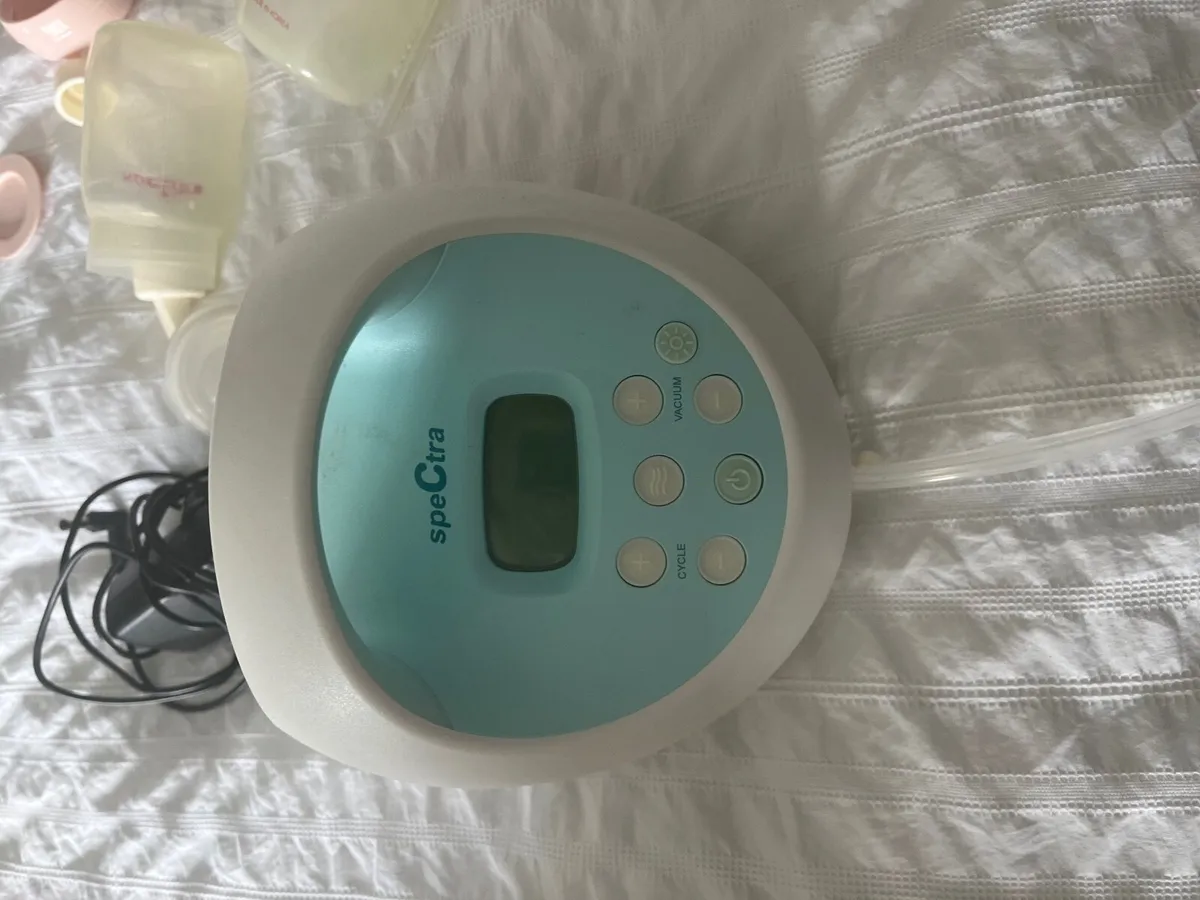 Breast pump - Image 1