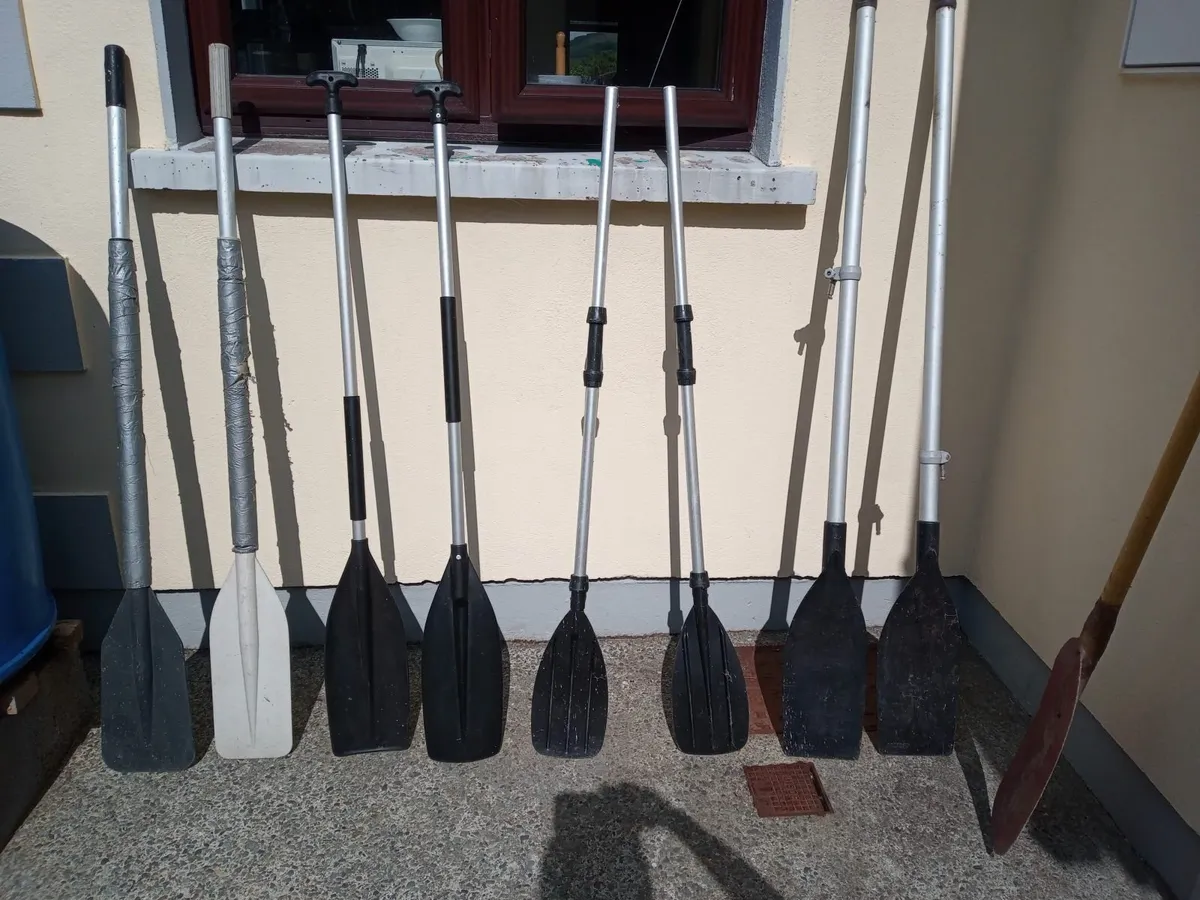 Buoys and oars - Image 2
