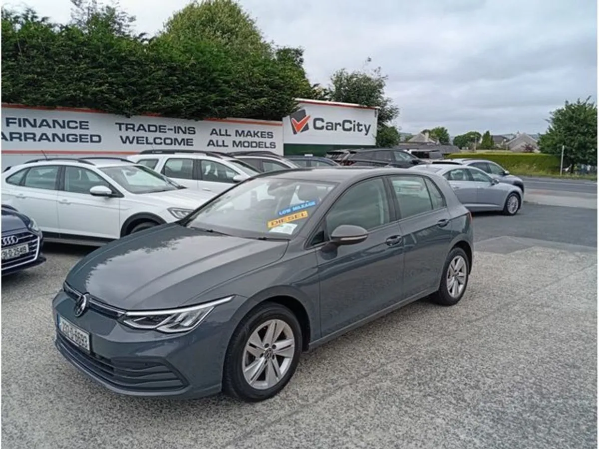Volkswagen Golf 2.0 TDI 115HP 5DR - Image 2