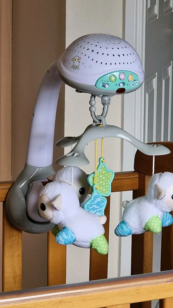 Lullaby lambs mobile - Image 1