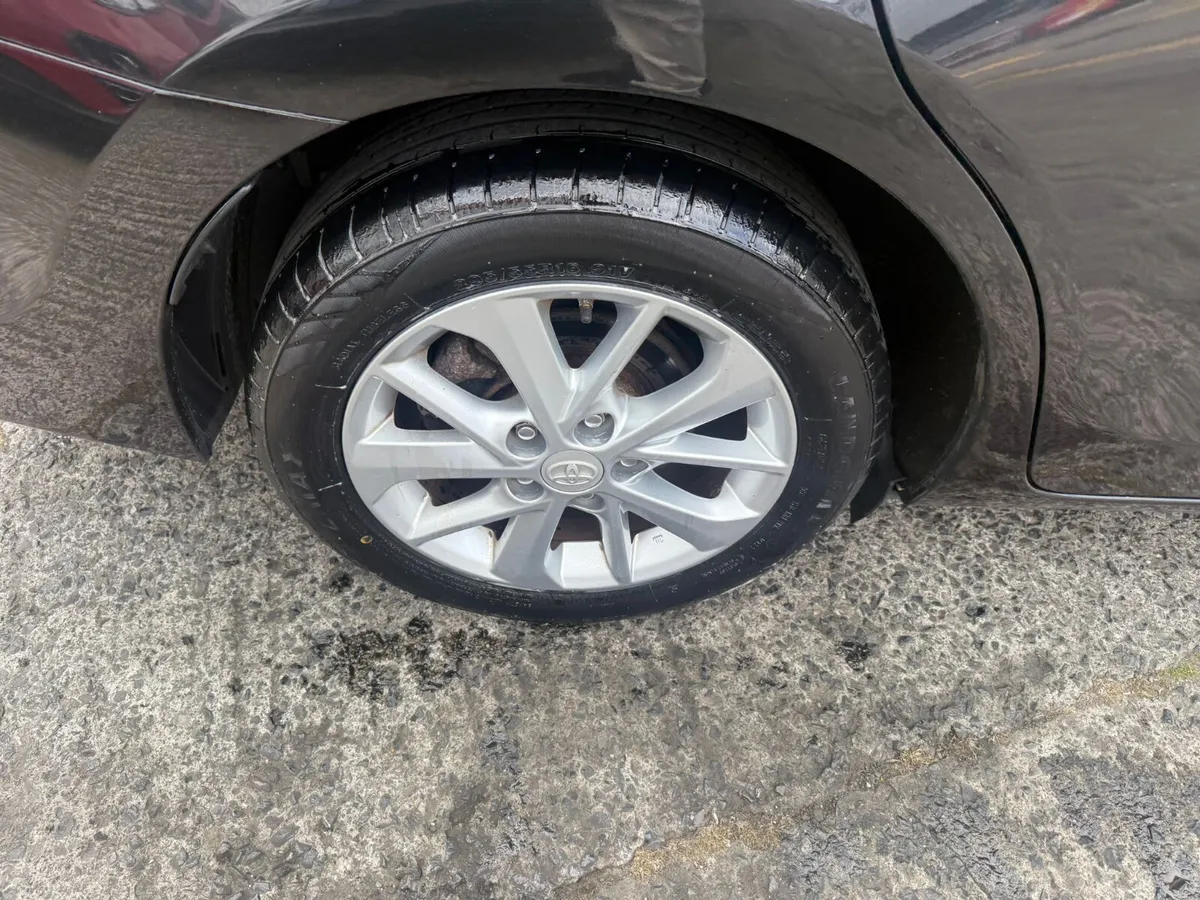 Toyota Corolla 2016 Low Mileage Diesel - Image 4
