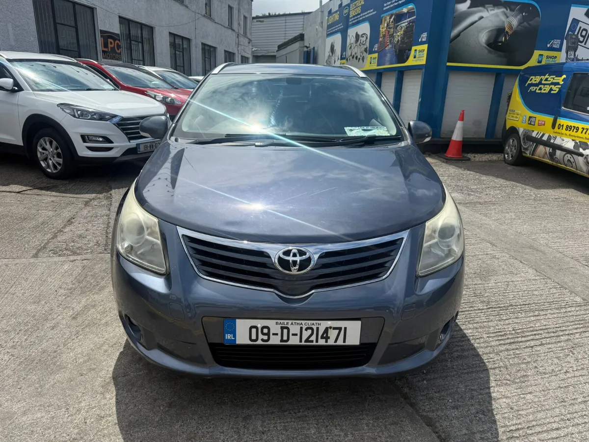 Toyota Avensis 2009 Estate - Image 4