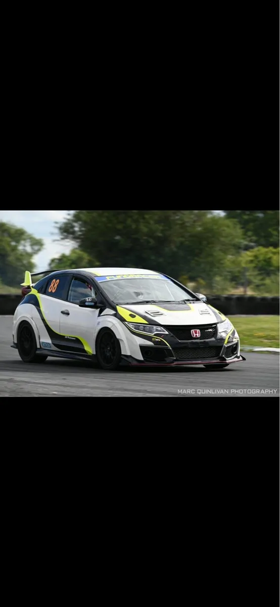 Honda fk2 trackcar - Image 1