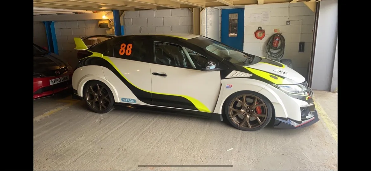 Honda fk2 trackcar - Image 4