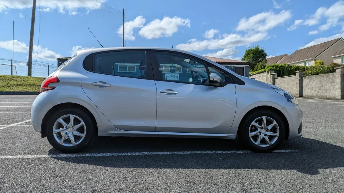 Peugeot 208 ACTIVE 1.0L Petrol - Ideal Starter Car - Image 2
