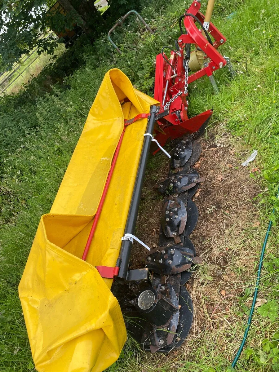 Disc mower - Image 1