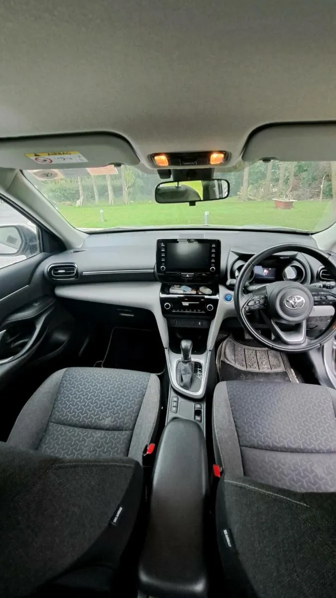 Toyota Yaris Cross Luna - Image 3