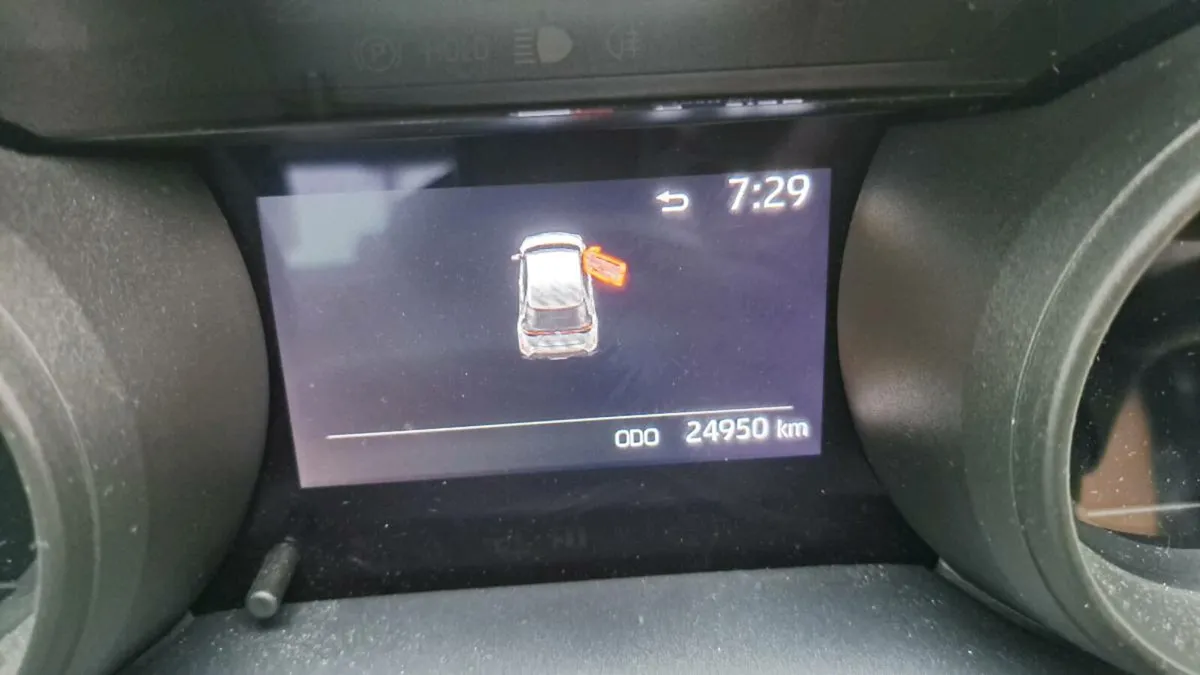 Toyota Yaris Cross Luna - Image 4