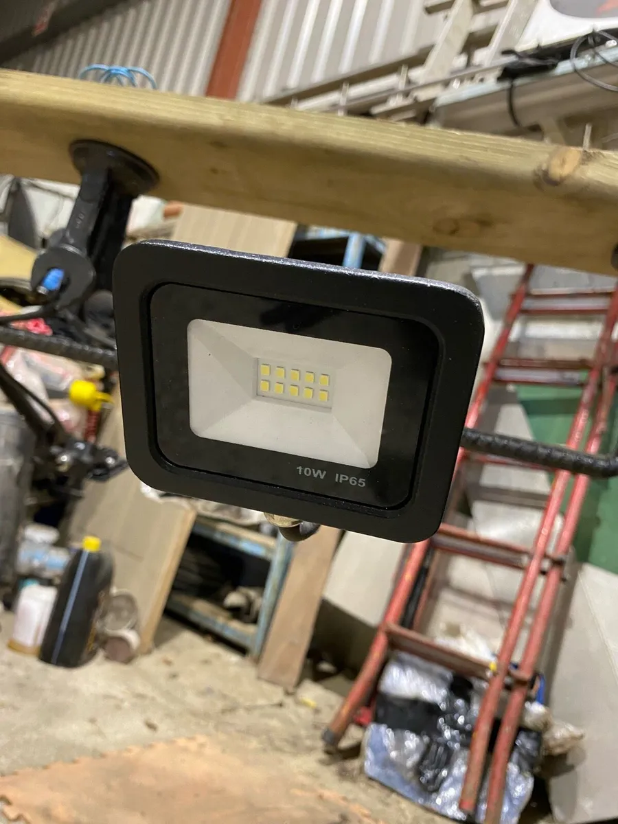 Garage/Mancave handmade LED light fixture - Image 2