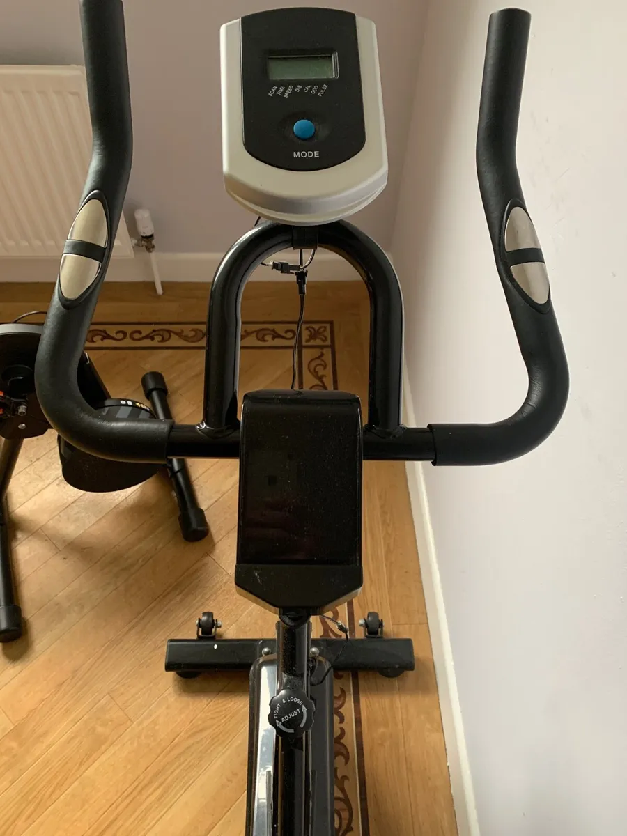 Exercise bike - Image 3