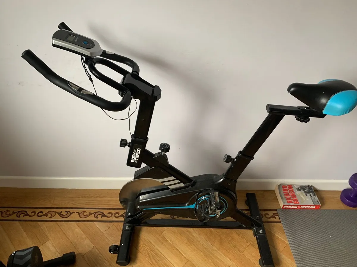 Exercise bike - Image 1