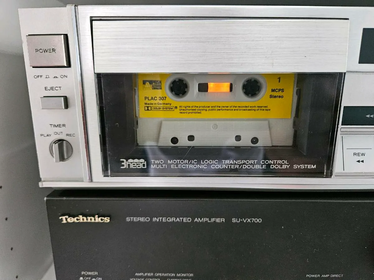 TEAC V-80 3 Head stereo cassette deck - Image 2