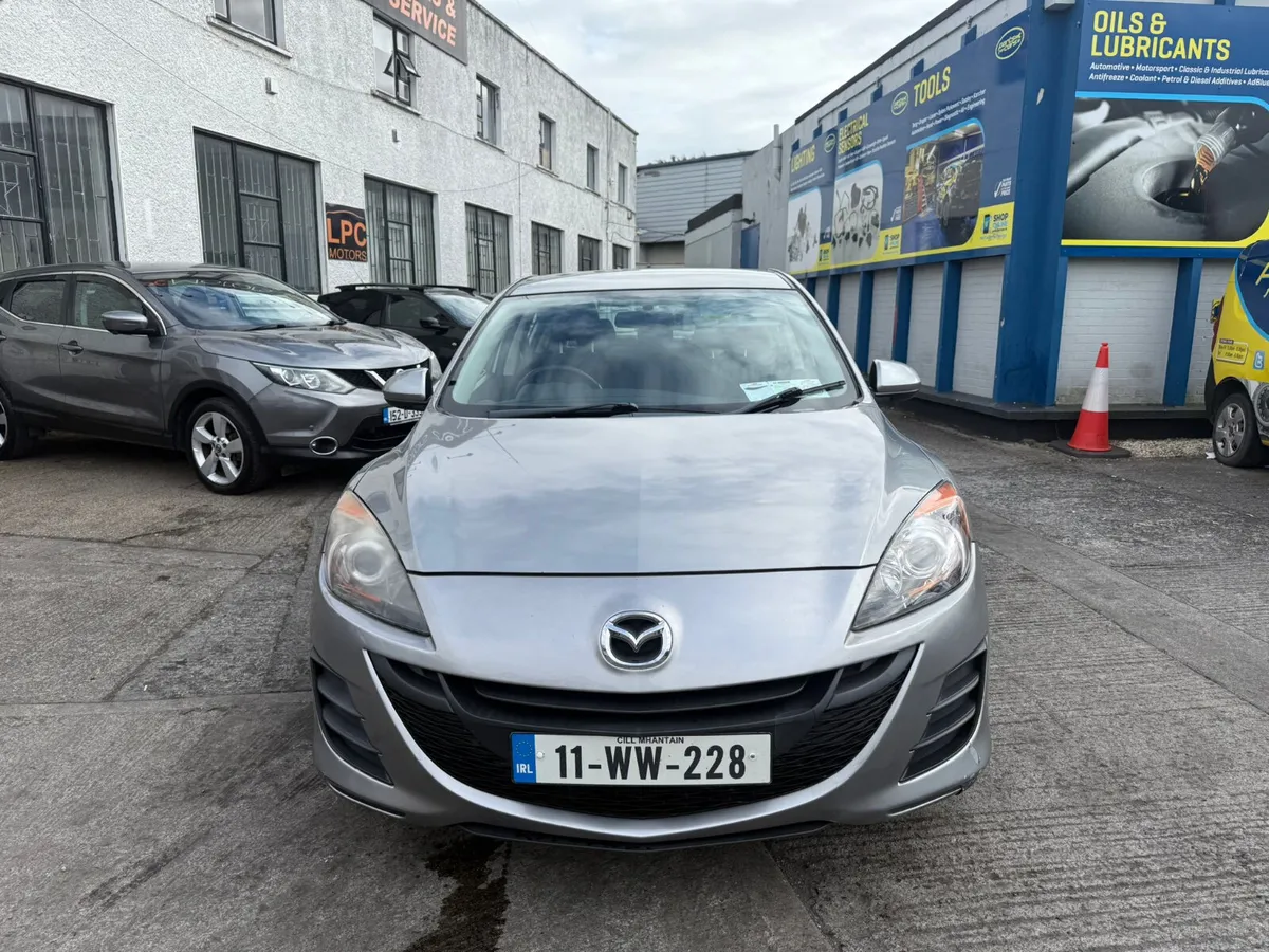 Mazda Mazda3 2011 - Image 4