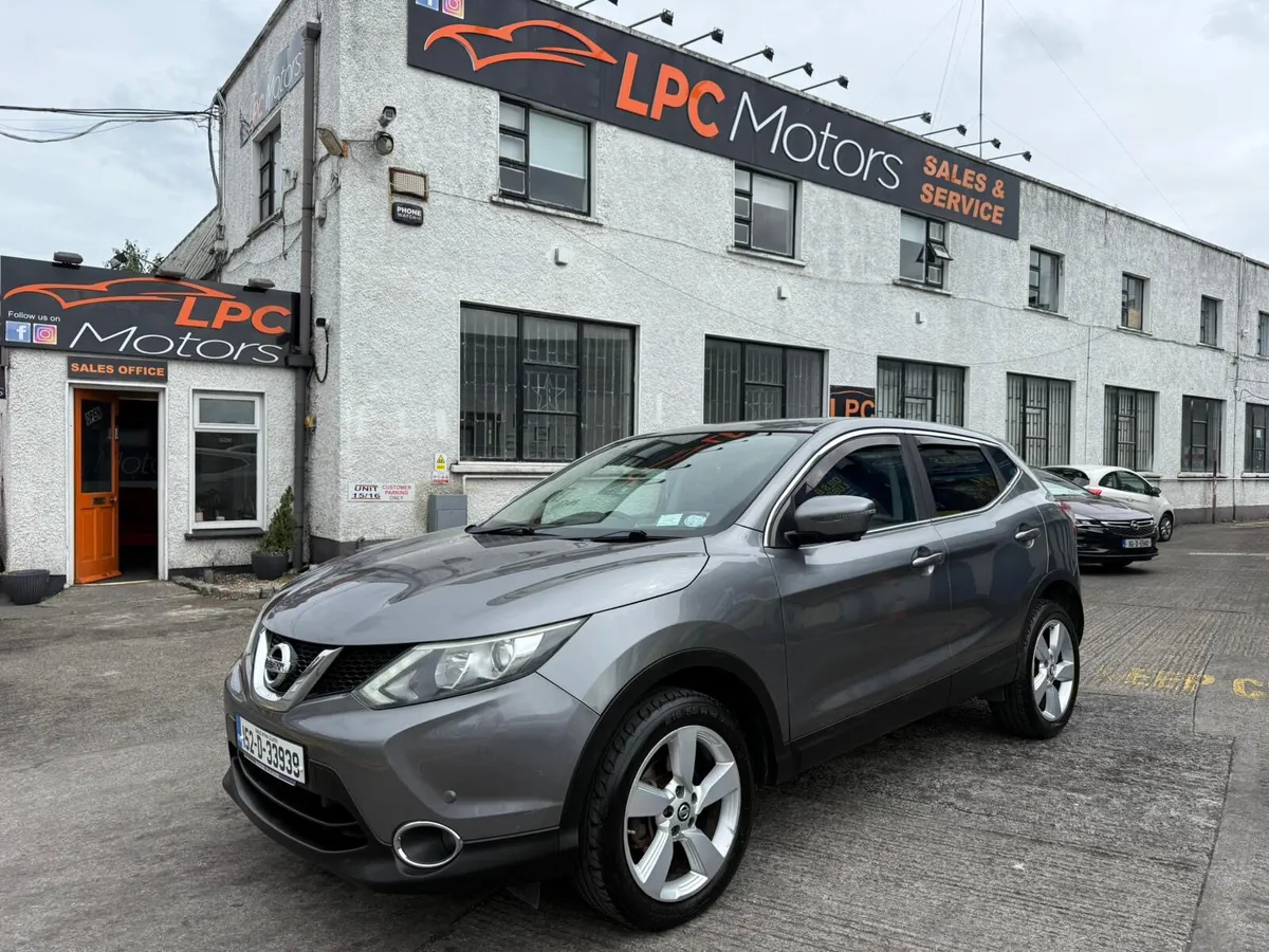 Nissan Qashqai 2015 - Image 1
