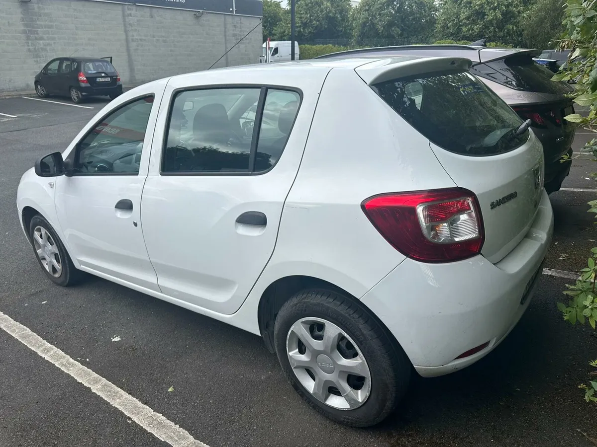 Dacia Sandero - Image 3