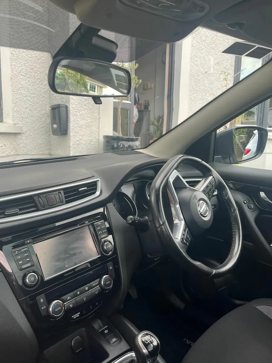 Nissan Qashqai 2018 - Image 3