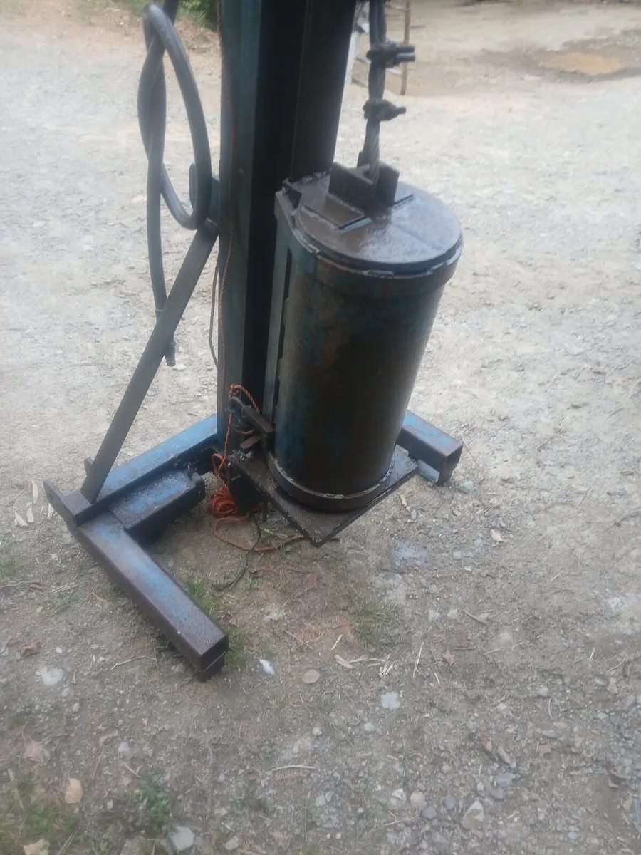 Post driver - Image 2