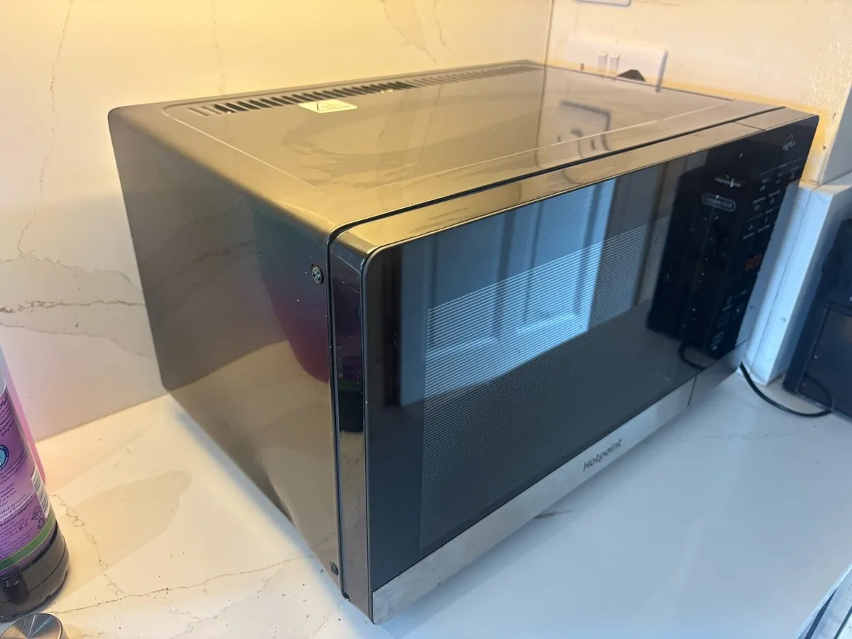 Microwave - Image 2