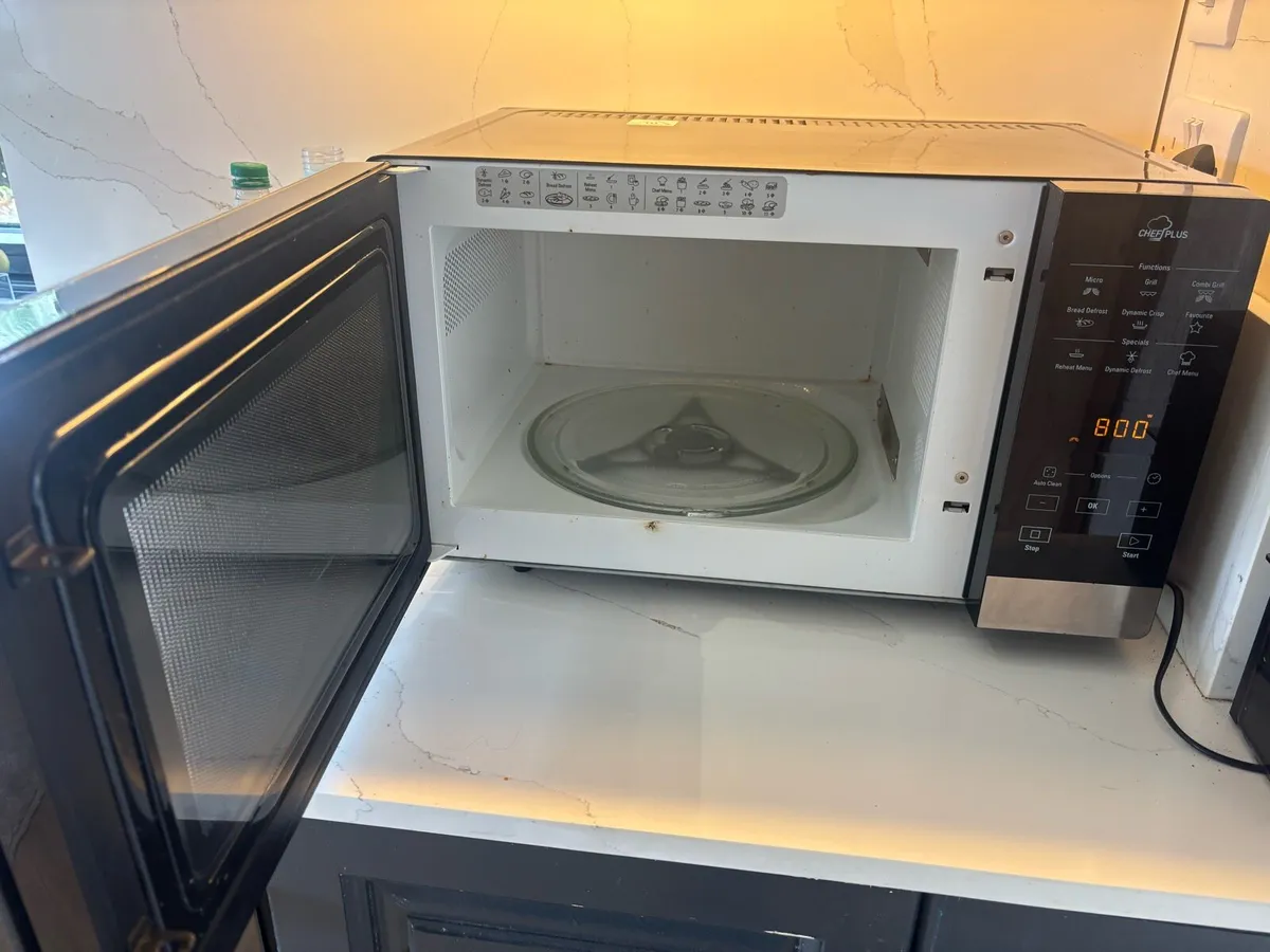 Microwave - Image 3
