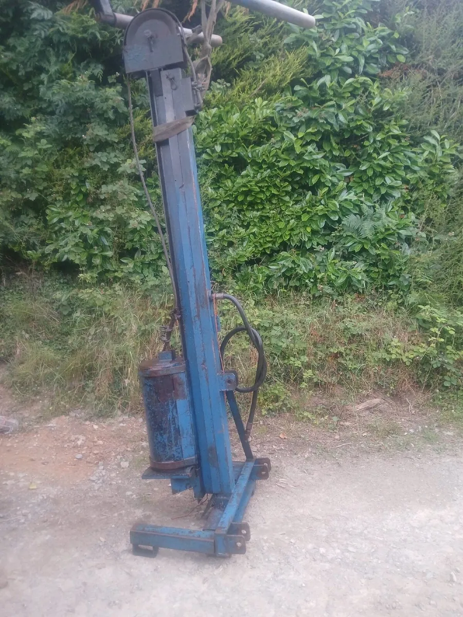 Post driver - Image 1