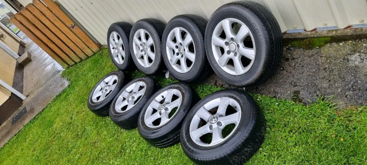15" x 2 VW 18" S line Audi - Image 3