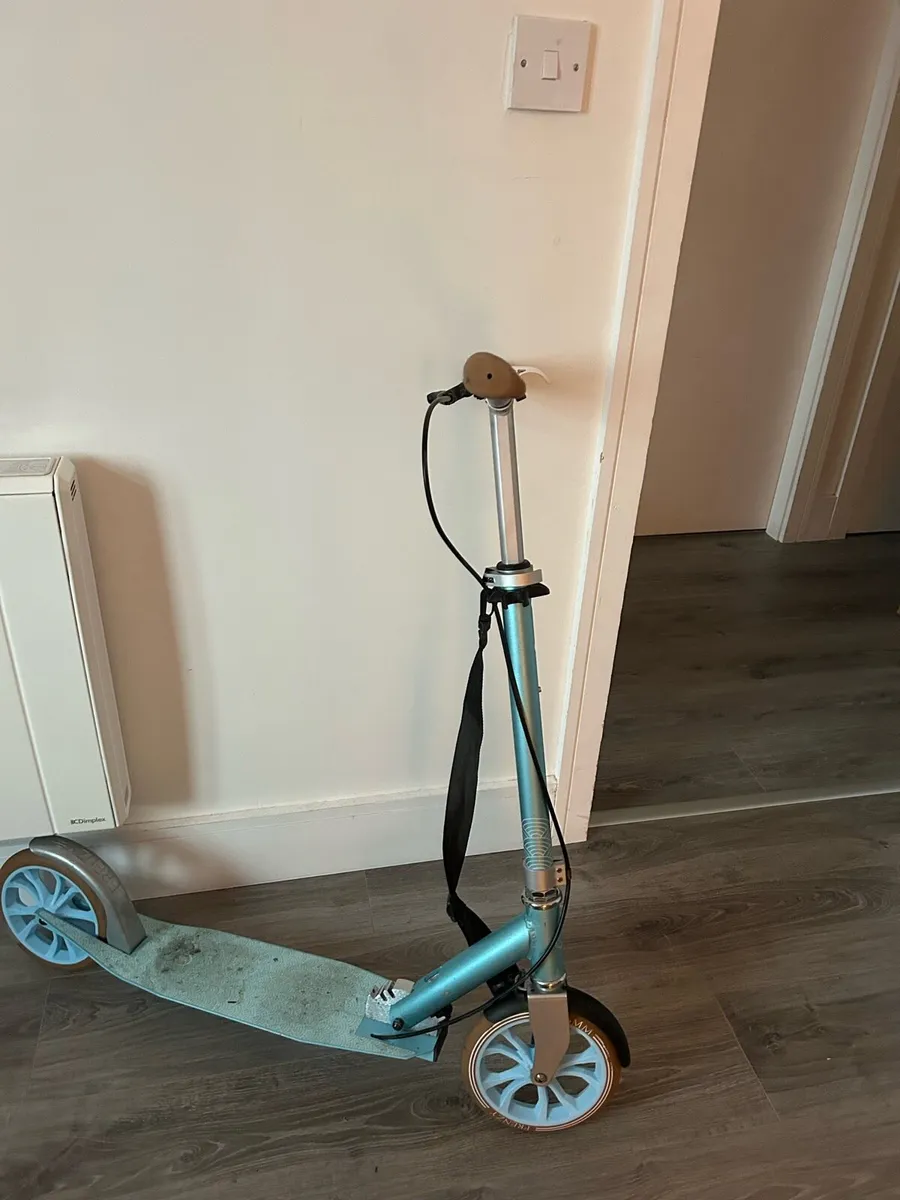 Frenzy Scooter - Image 4