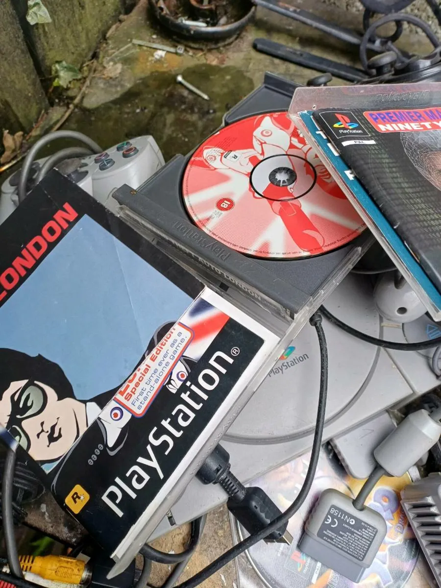 3 Vintage PlayStation Consoles - Image 4