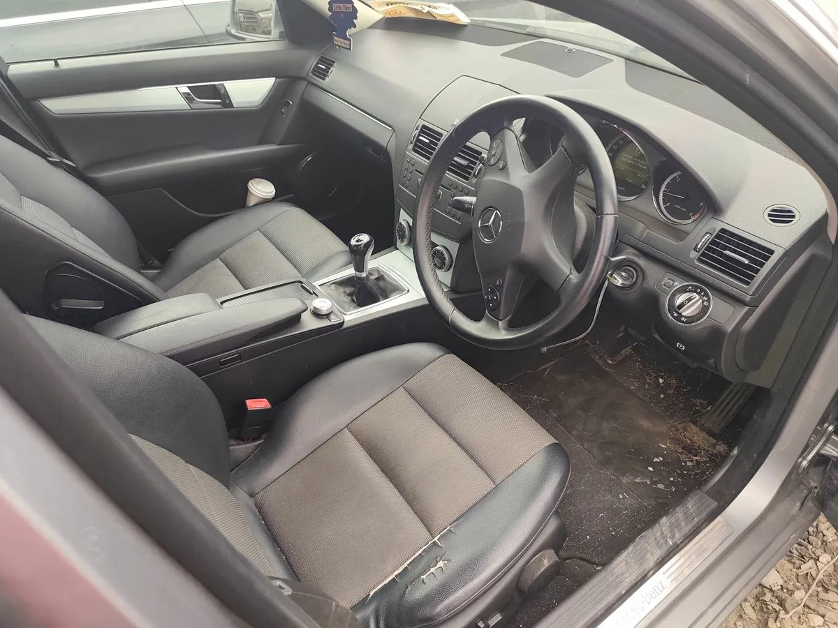 Mercedes c200 diesel - Image 4