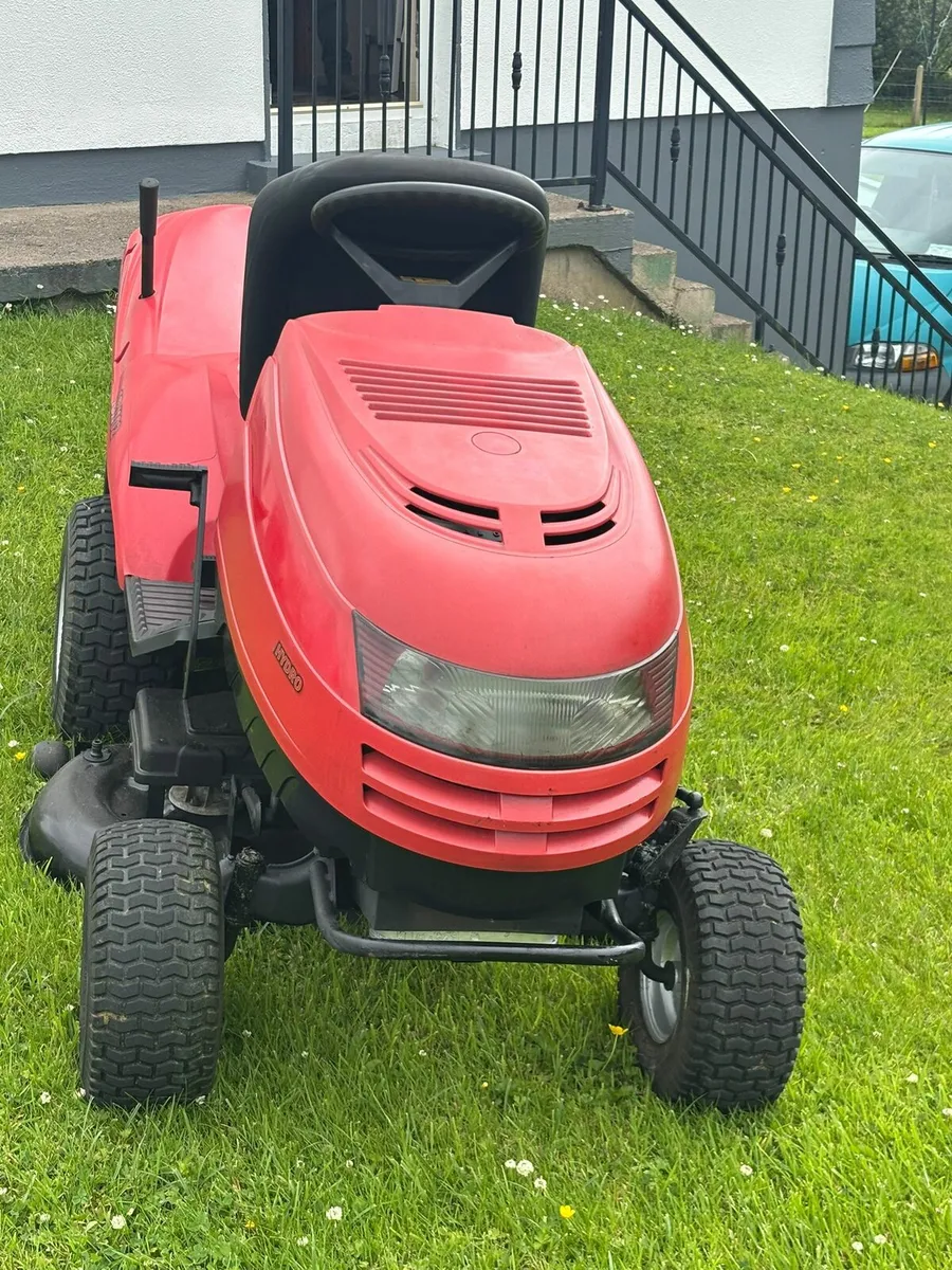 Castlegarden Ride on Lawnmower - Image 2