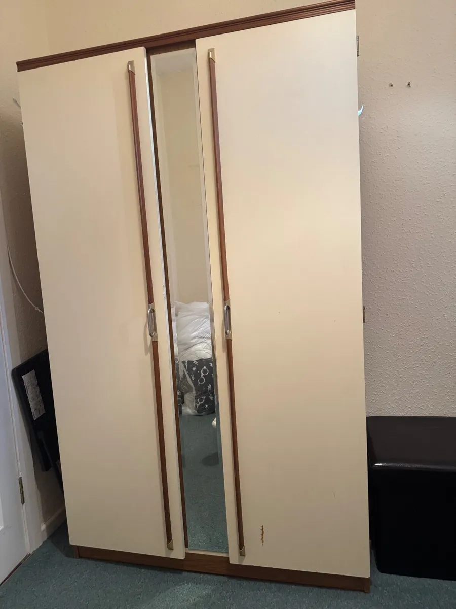 Wardrobe - Image 2