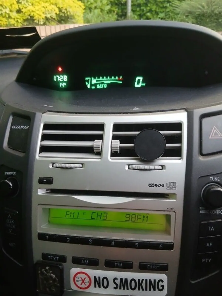2006 Toyota Yaris - Image 3
