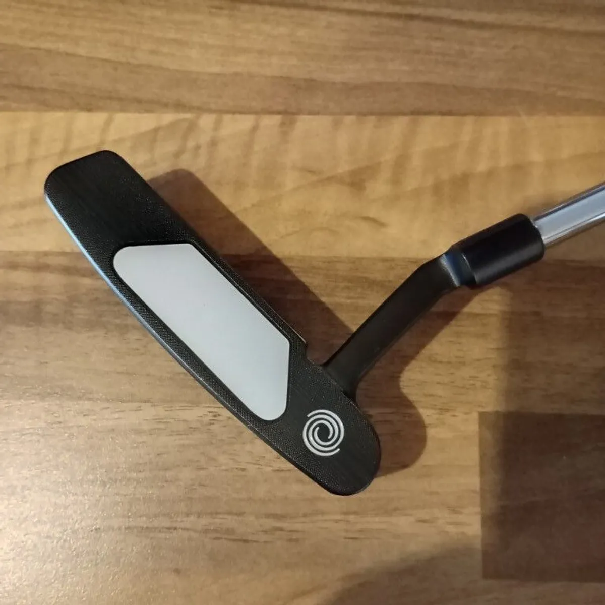 Odyssey Tri Hot 5k One Putter - Image 2