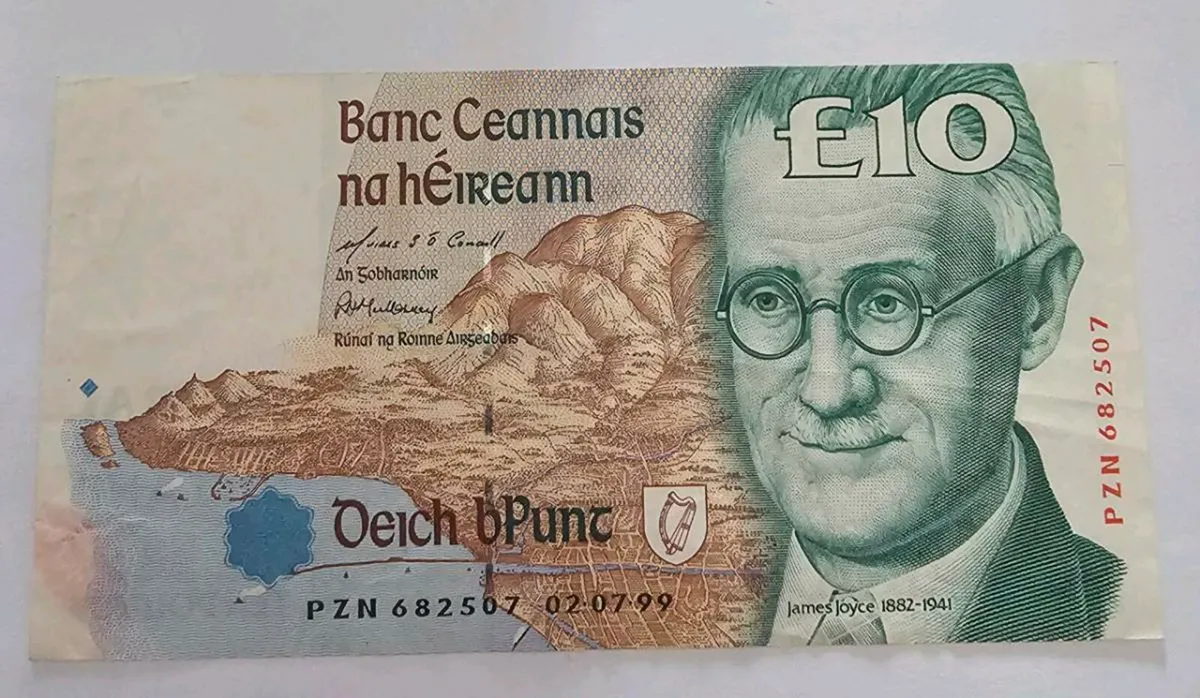 1999 James Joyce 10 pound - Image 1