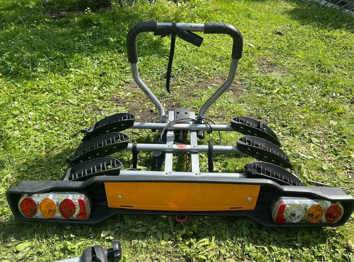 Tow Bar Mounted Bike Rack - Image 1