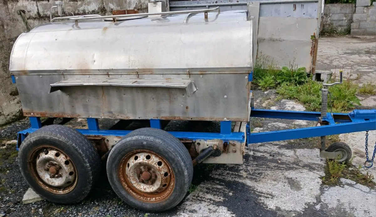 440 gallon milk/water tank - Image 4