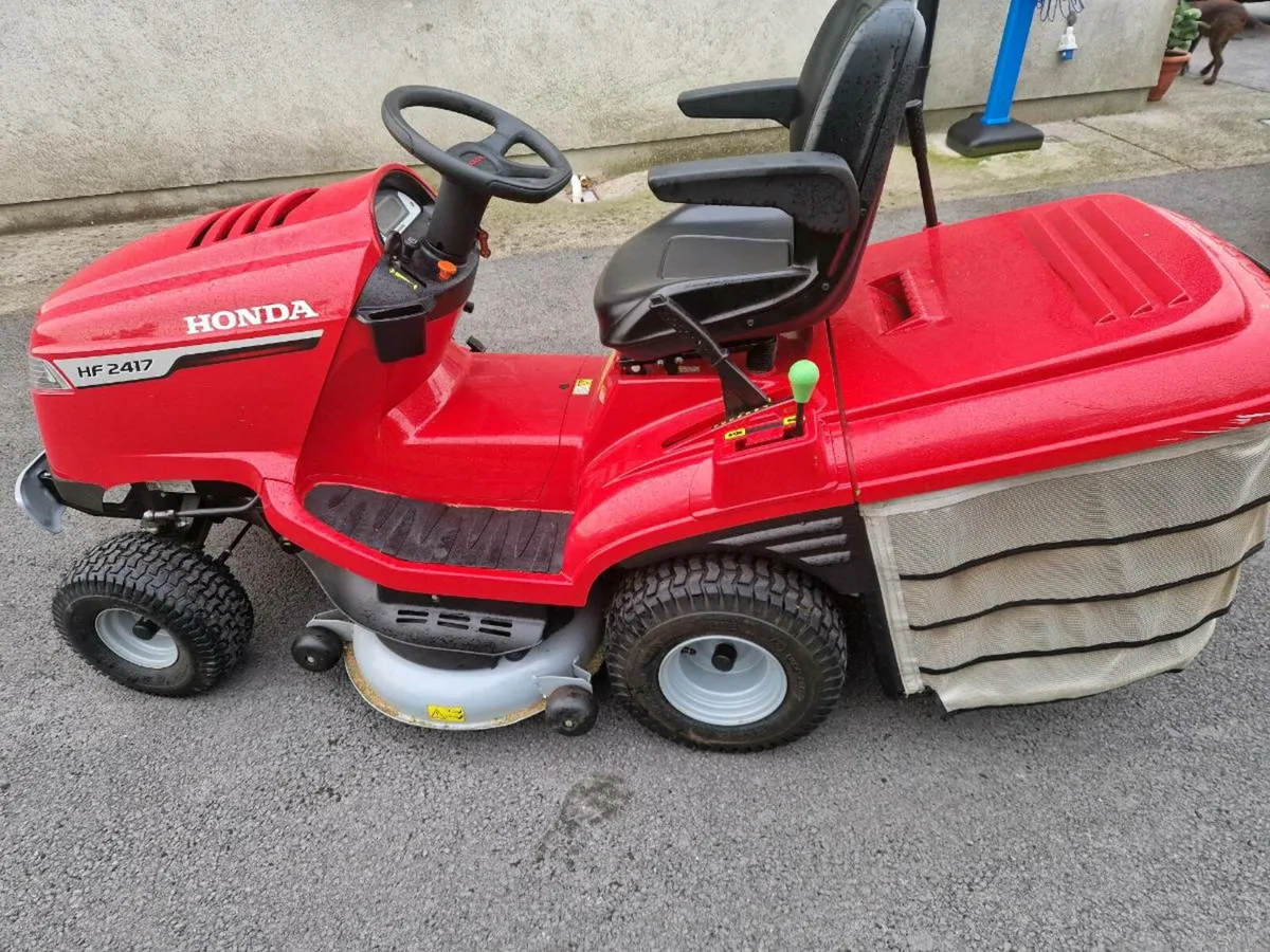 Honda 2417 mower - Image 2