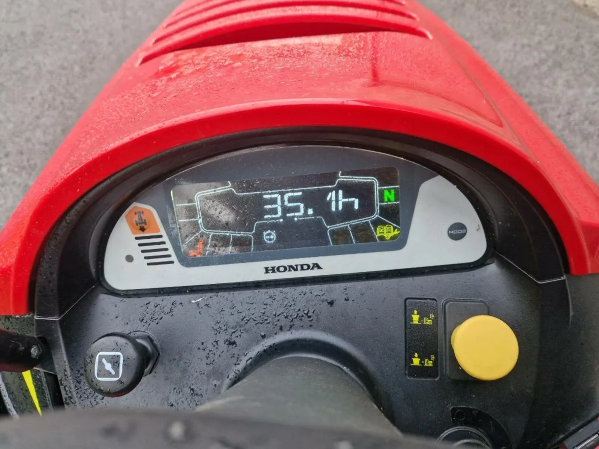 Honda 2417 mower - Image 4