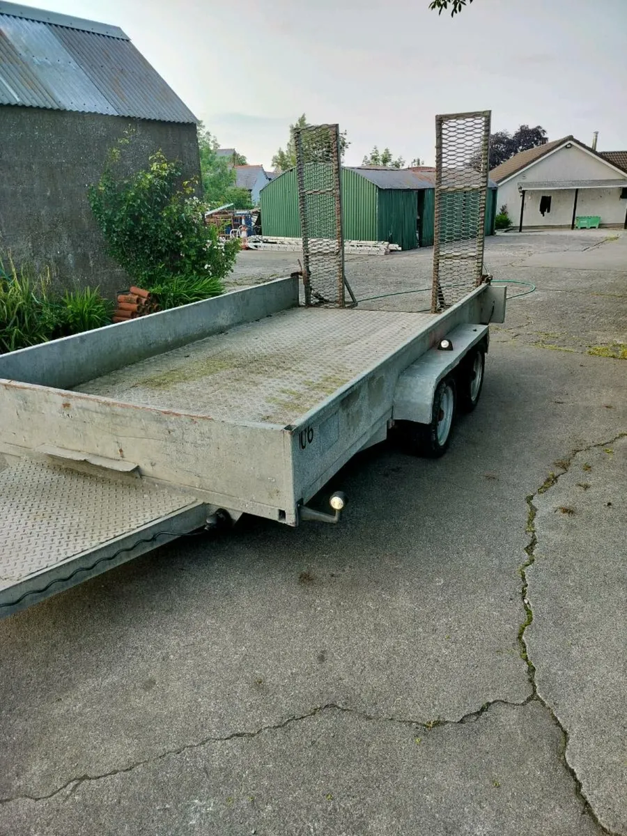 Trailer - Image 3