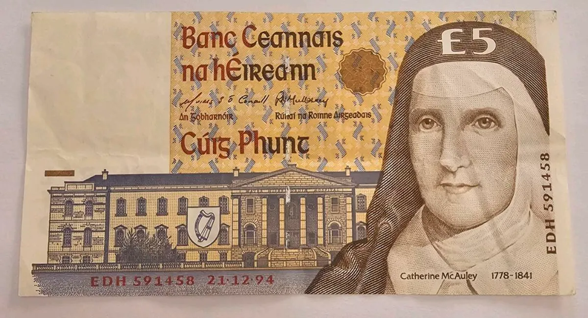 1994 Mc Auley 5 pound note - Image 1