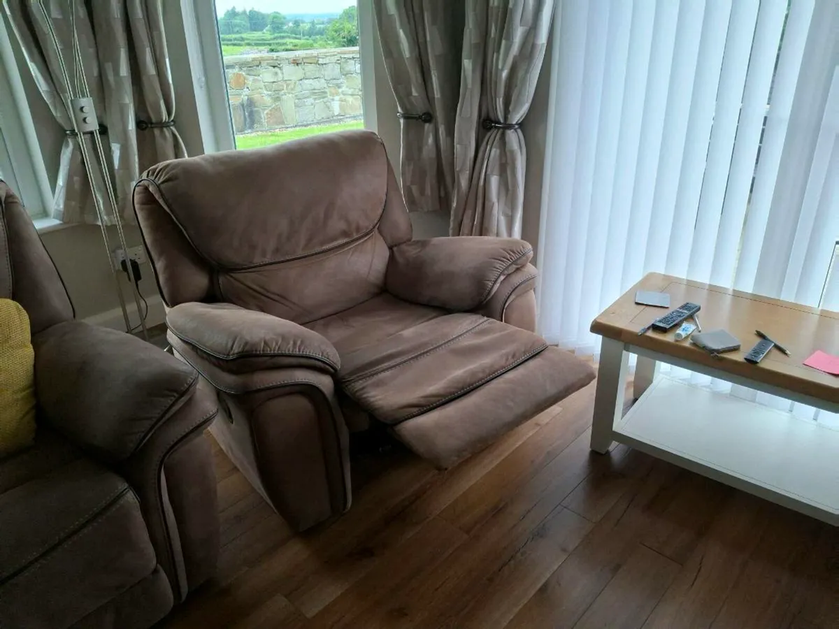Corner sofa and chair - Image 2