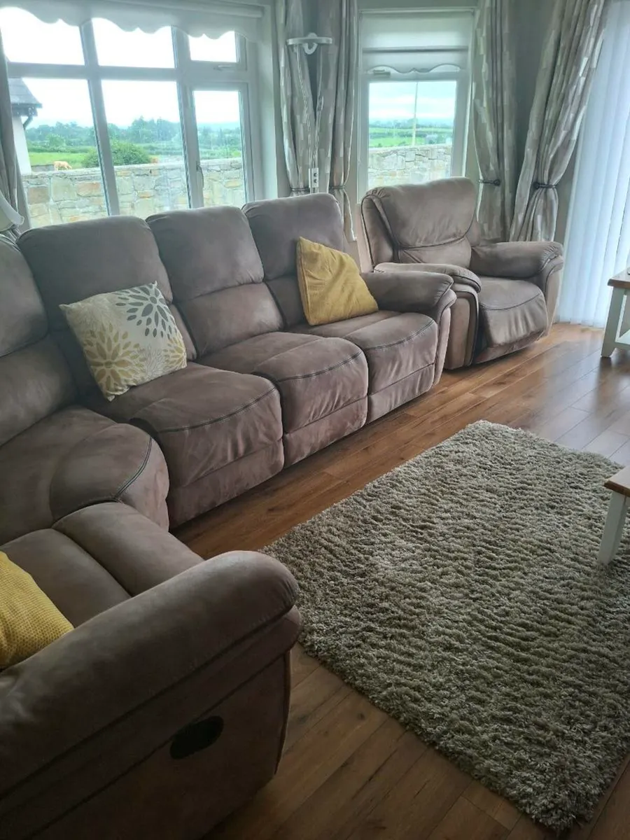 Corner sofa and chair - Image 3