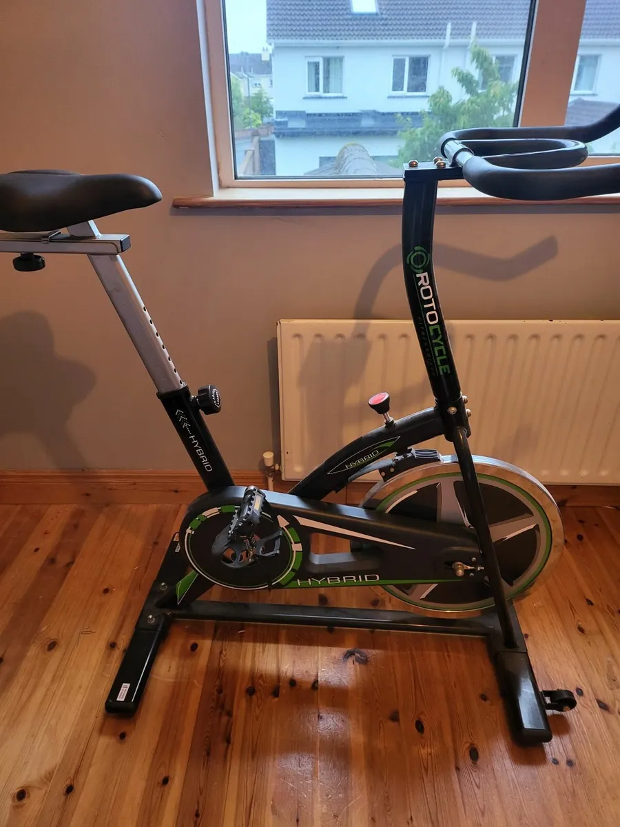 Exercise bike - Image 1